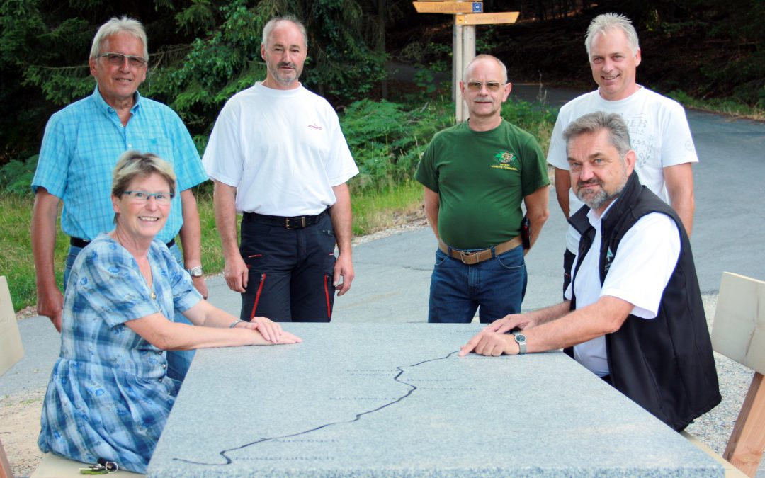 Gemeinde Lindberg schickt Wanderer auf den Gunthersteig